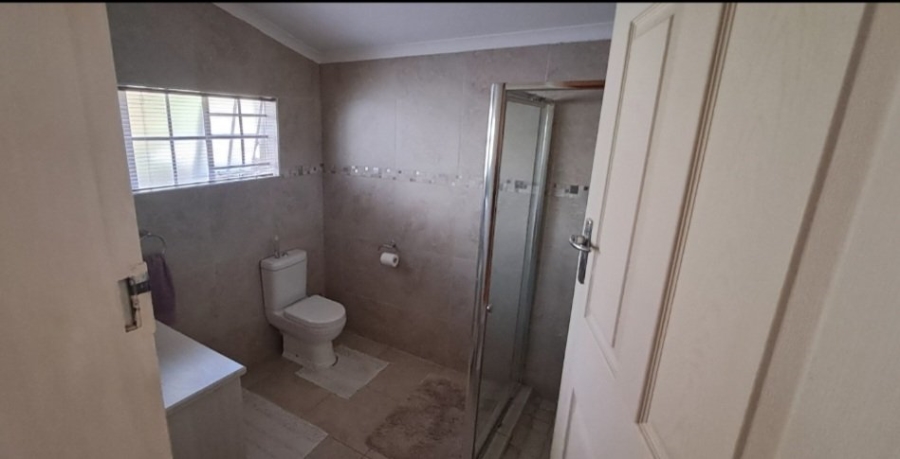 4 Bedroom Property for Sale in Van Riebeeck Hoogte Eastern Cape